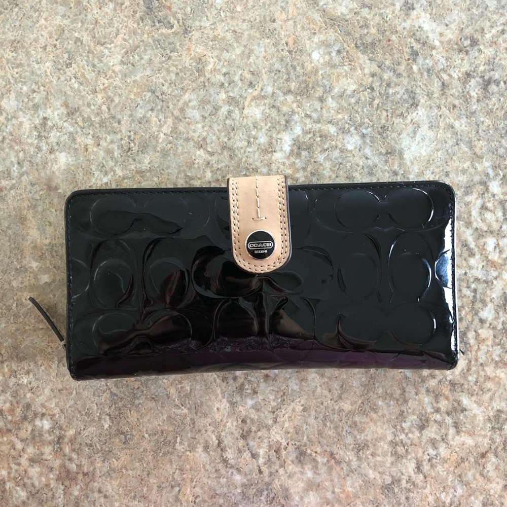 Peyton Patent Leather COACH Wallet